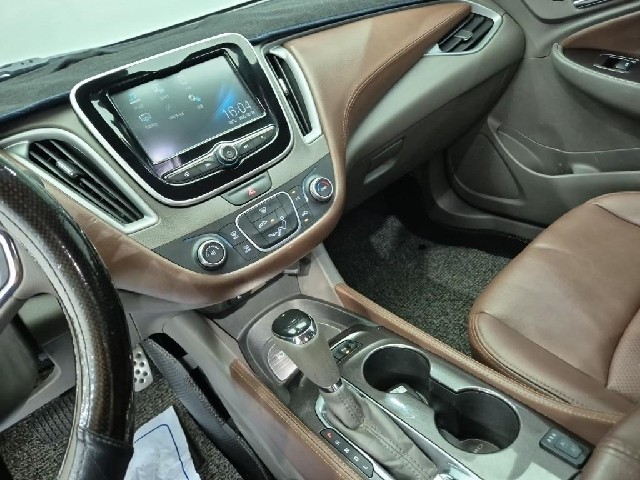 6081001855R10.jpg