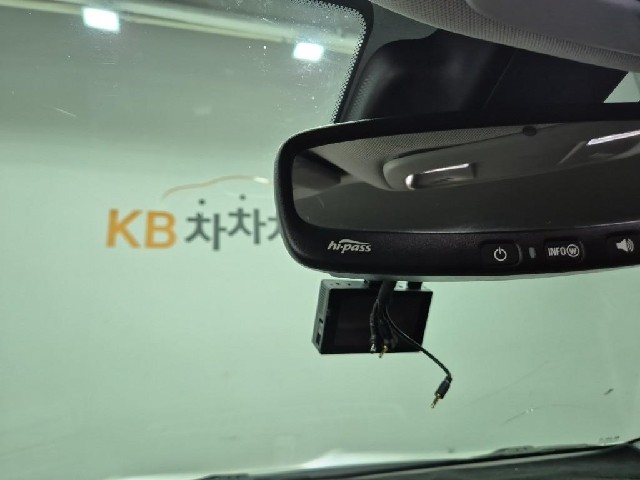6081001855R17.jpg
