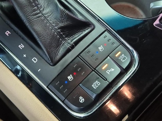 6081500512R17.jpg