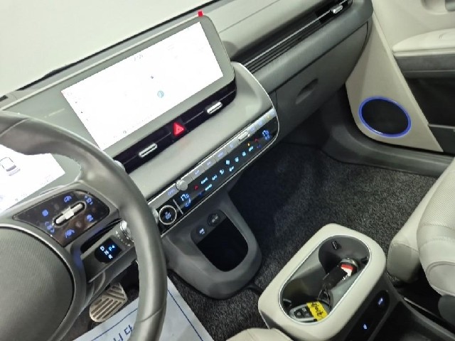 6081502082R10.jpg