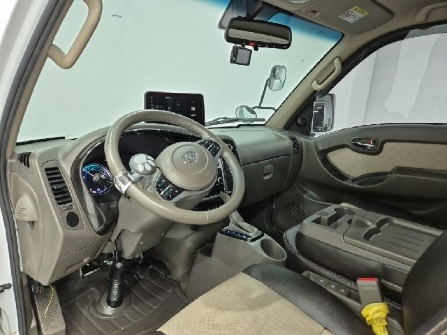 6081000273R6.jpg