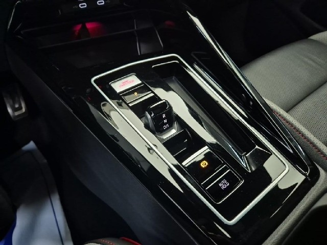 6081001589R8.jpg