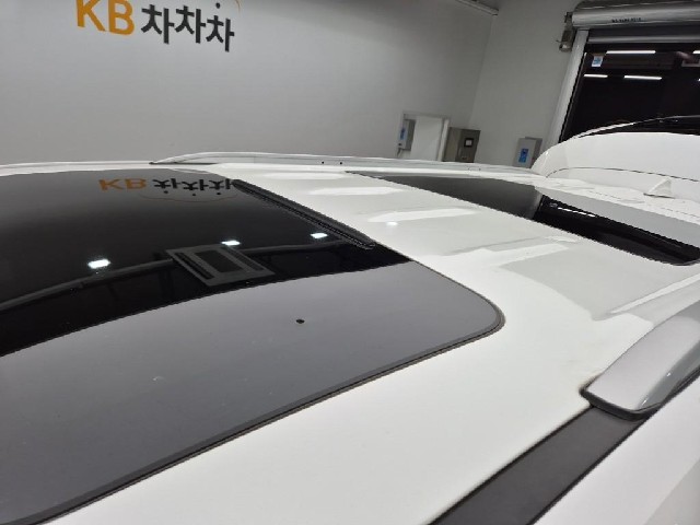 6081001137R13.jpg
