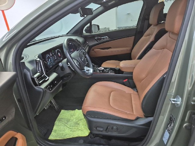 6081501764R11.jpg