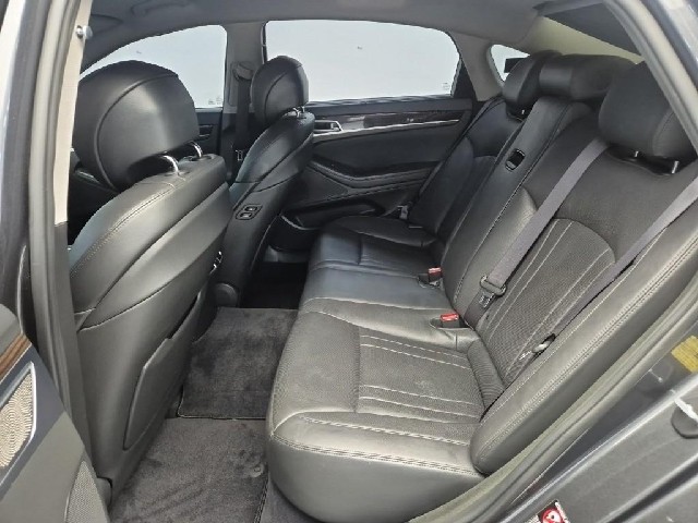 6081500649R12.jpg
