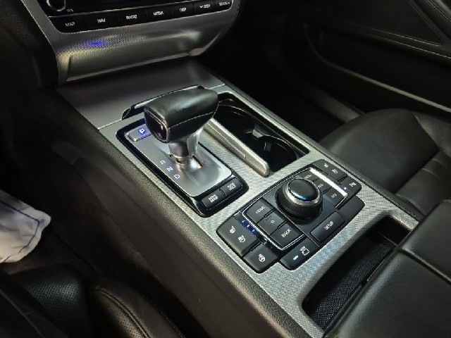 6081500649R8.jpg