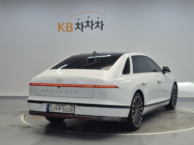 6081501878R3.jpg
