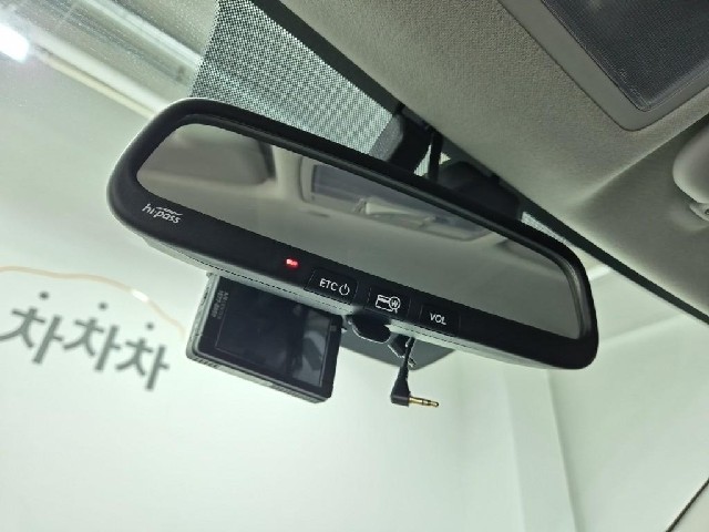 6081000706R15.jpg