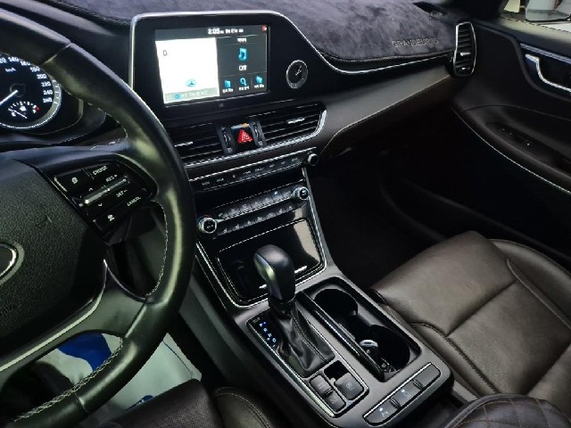 6081500646R10.jpg