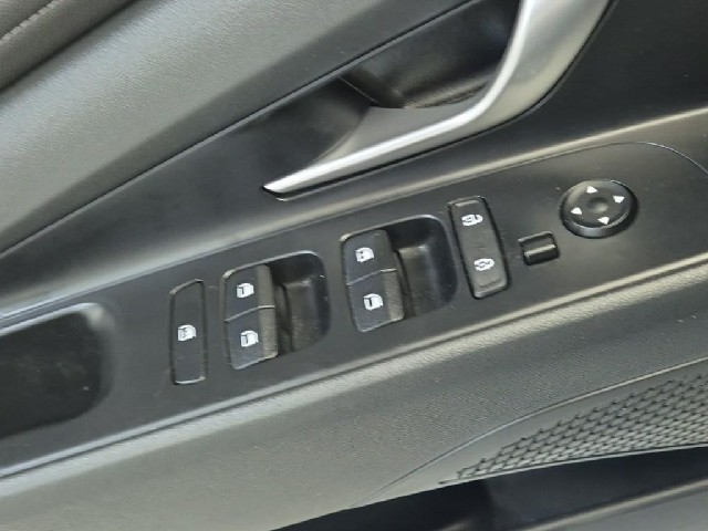 6081501584R17.jpg
