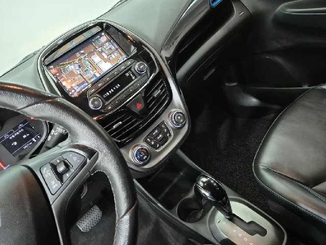 6081000680R10.jpg