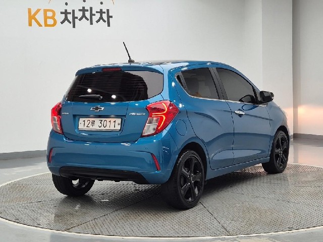 6081000680R3.jpg