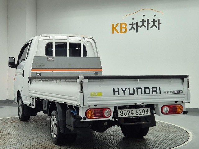 6081000838R2.jpg
