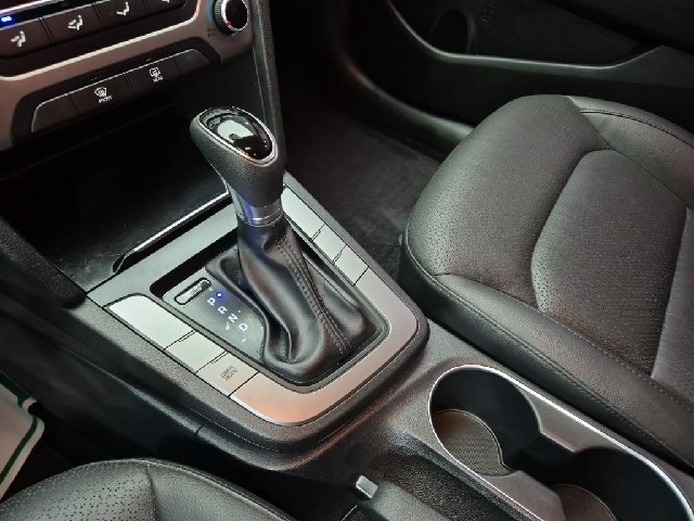 6081001587R8.jpg