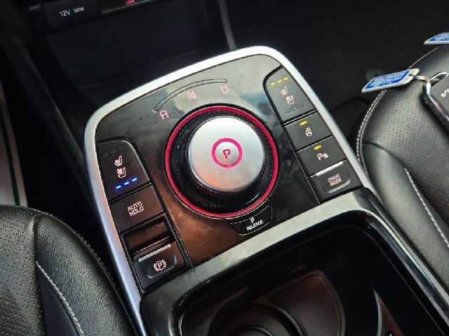 6081500700R8.jpg