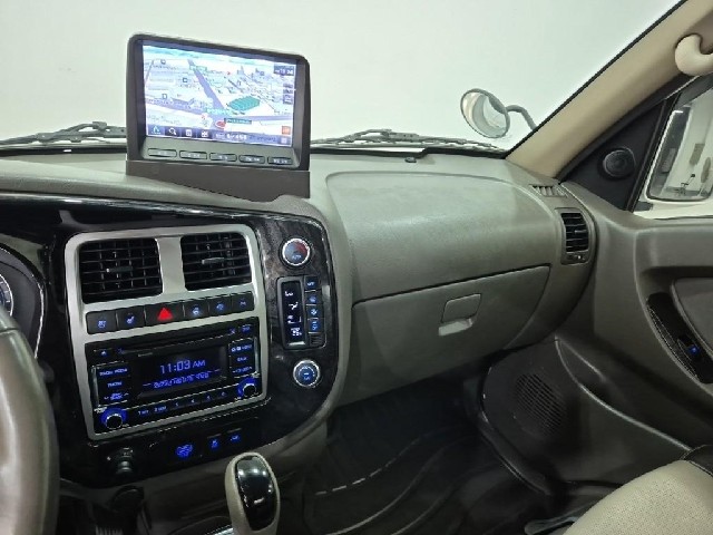 6081000449R10.jpg