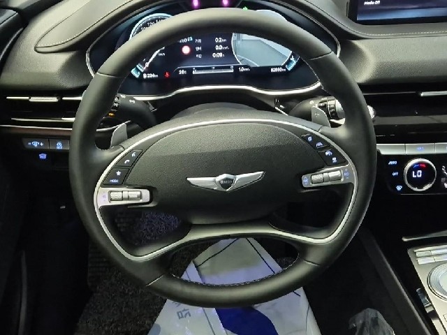 6081500390R9.jpg
