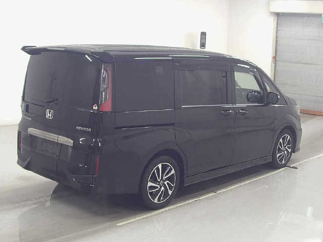 fa1537fbf88f1ed291ef0dd136023a9b.jpg