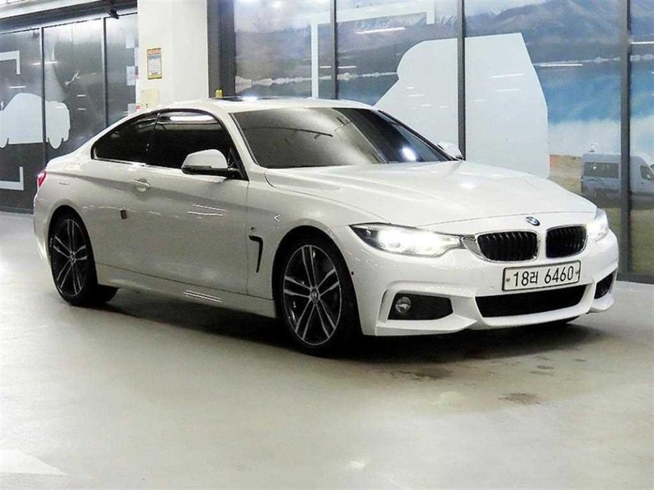 2019 BMW 4, photo 1 of 1