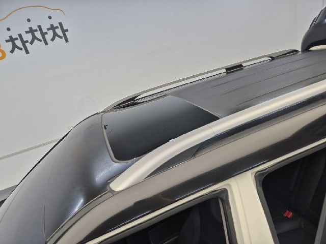 6081000307R13.jpg