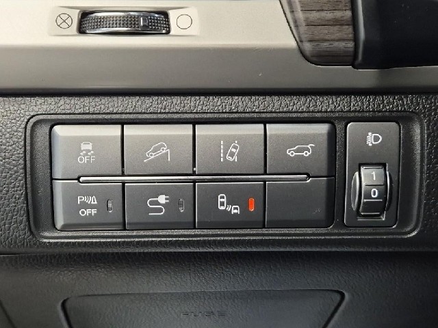 6041501997R18.jpg