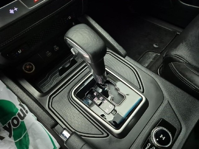6041000252R8.jpg