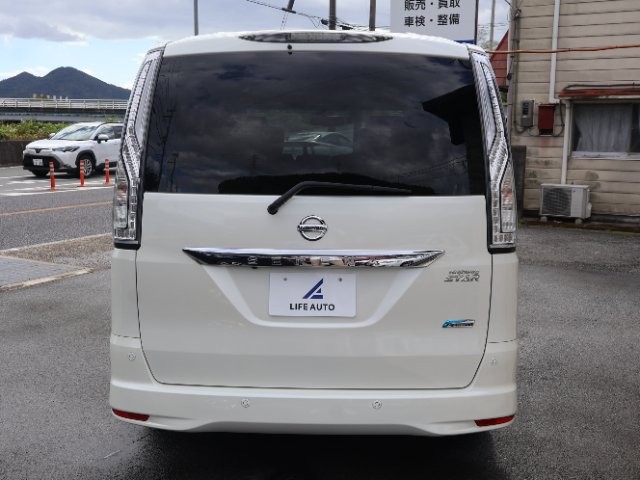 be92c7a41f3638860b6aaa46215064ac.jpg