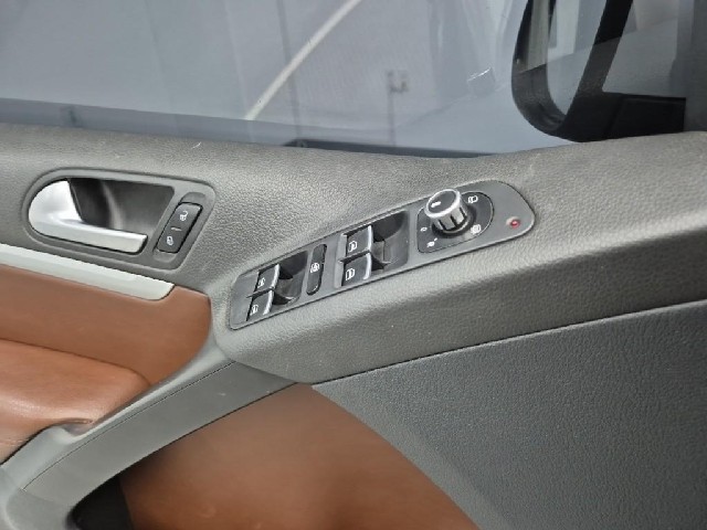 6081000039R16.jpg