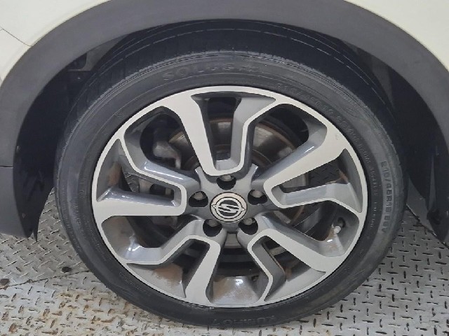 6081500309R19.jpg