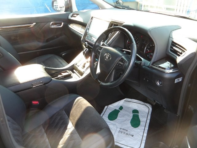 fd5405ef3b38d933d46f7143240aa18e.jpg