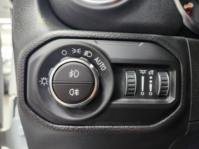 d4898059910a00d989d0025cc5aa0e0c.jpeg
