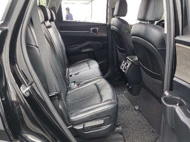 bda6b5c78a574e3a4b954c9628ef5424.jpeg