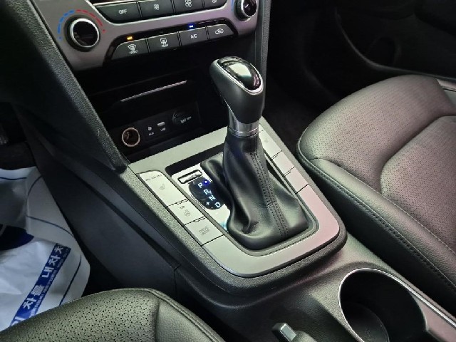 6071502228R8.jpg