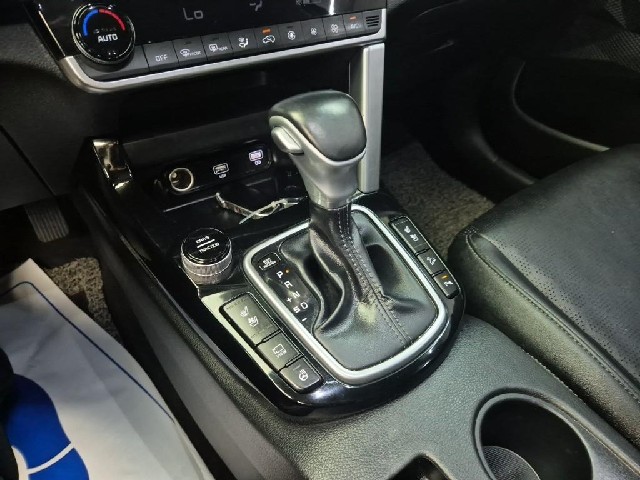 6071000633R8.jpg