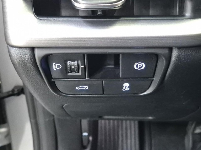 6081501245R17.jpg