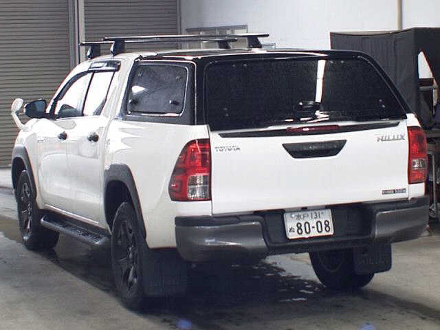 6aae01ec2210cdf7e18bb7bda2226f3e.jpg