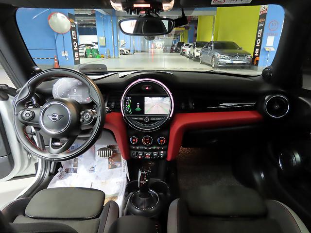 5e574a31c9adc05191e115557aa7caad.jpeg