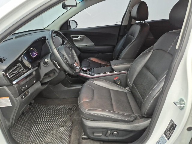 6071502227R11.jpg