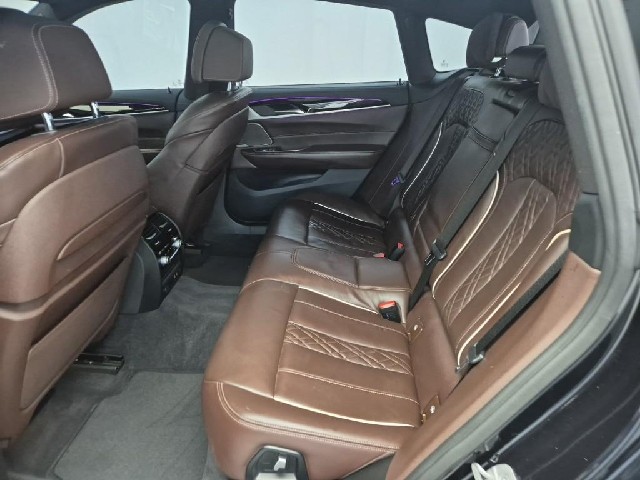 6081500040R12.jpg