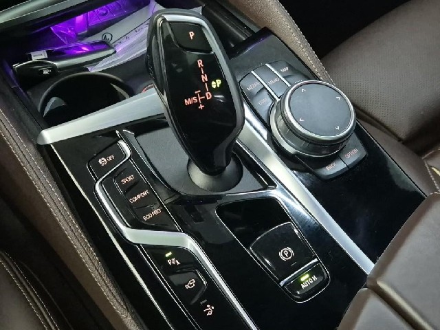 6081500040R8.jpg