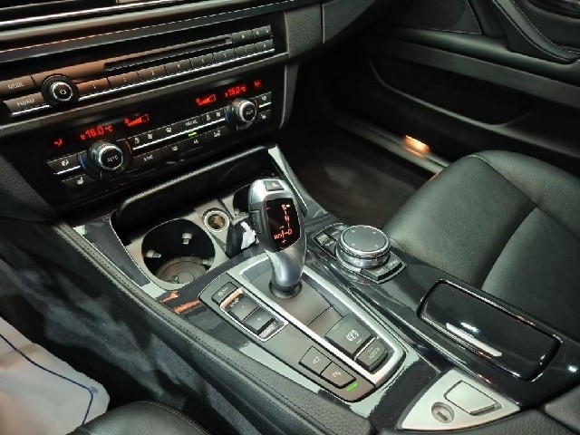 6071002435R8.jpg