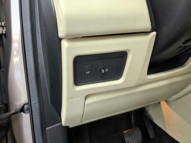 4ae83deefe03d044f72a845bb62d16dd.jpeg