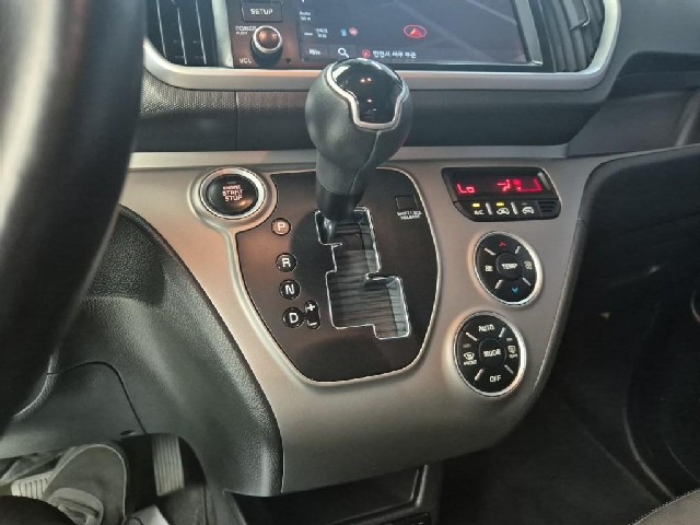 6071501739R8.jpg