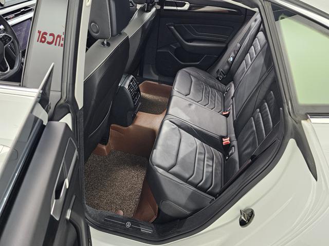 fca6c392d4e215ae9c51c08dd804e269.jpeg