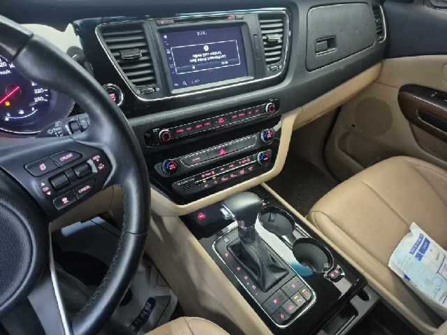 6071501884R10.jpg