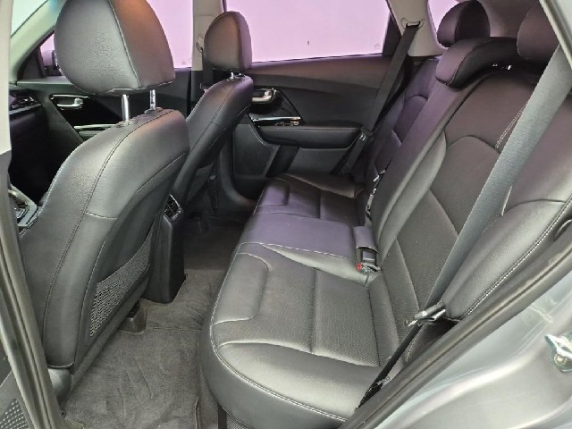 6071501865R12.jpg