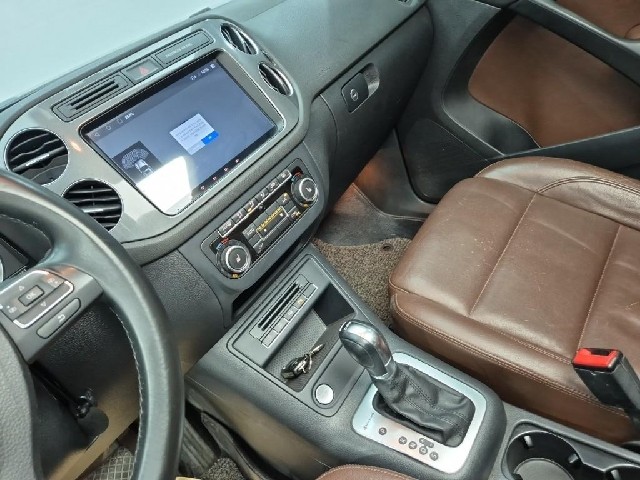 6081000082R10.jpg