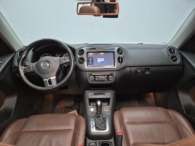 6081000082R7.jpg