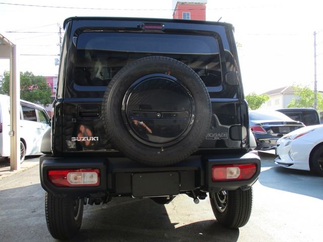 4d126ece06242bd7db3ca6724186c741.jpg