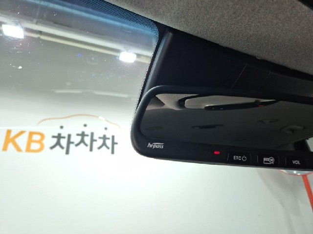 6081000067R16.jpg